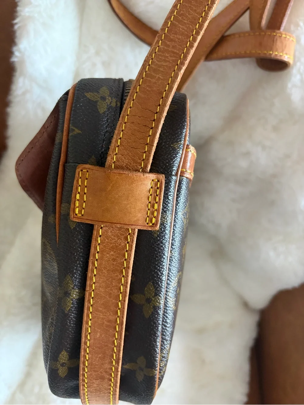 Louis Vuitton Monogram Jeune Fille GM crossbody
